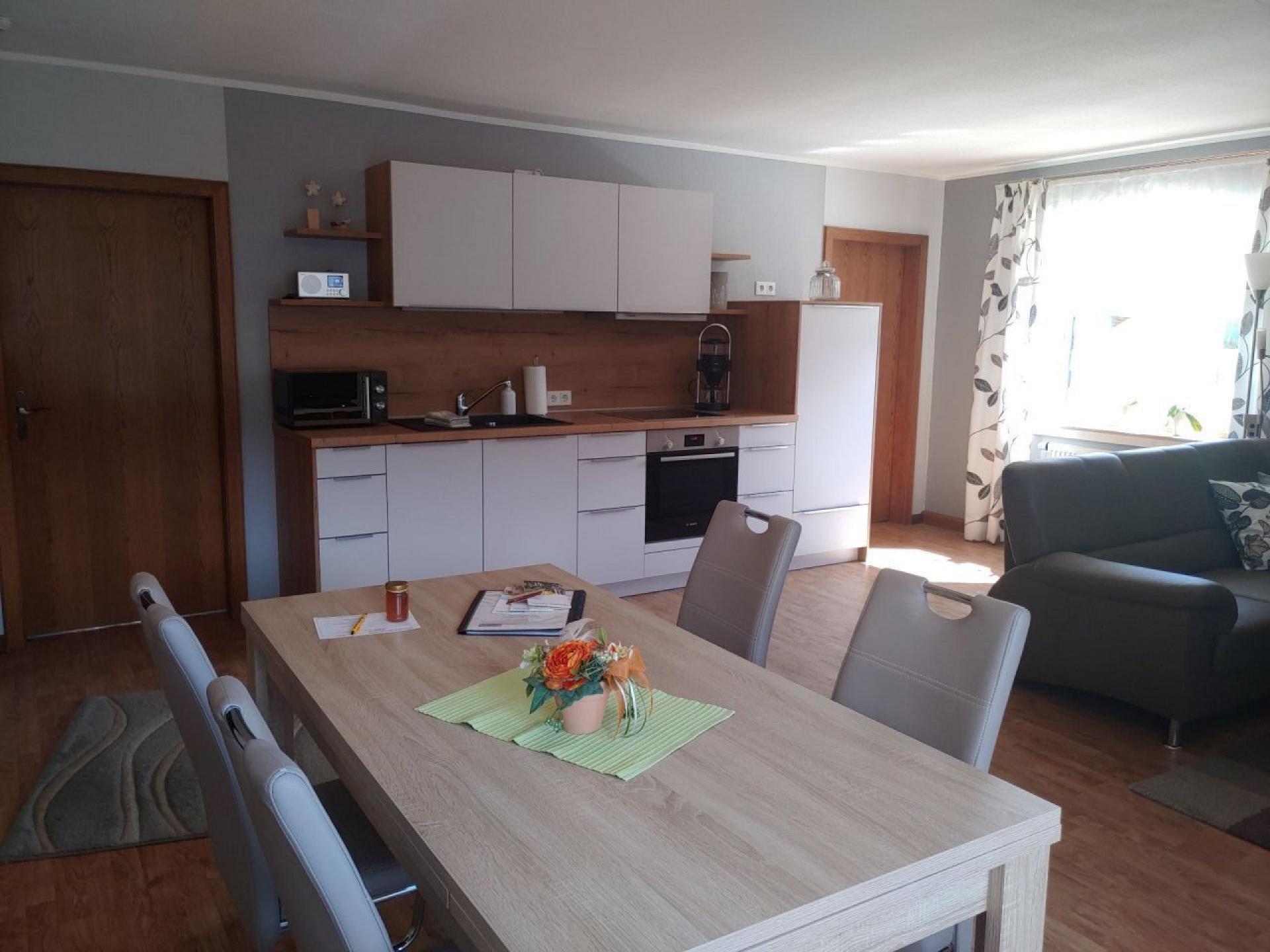 Ferienwohnung mit Balkon Foto 4